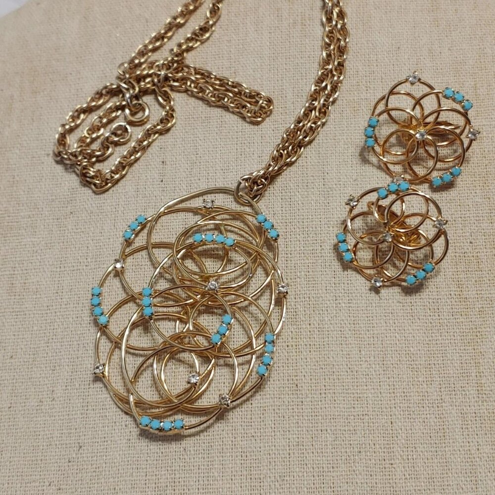 Vintage BERGERE Turquoise Goldtone wire ring Necklace & Clip On Earrings Set